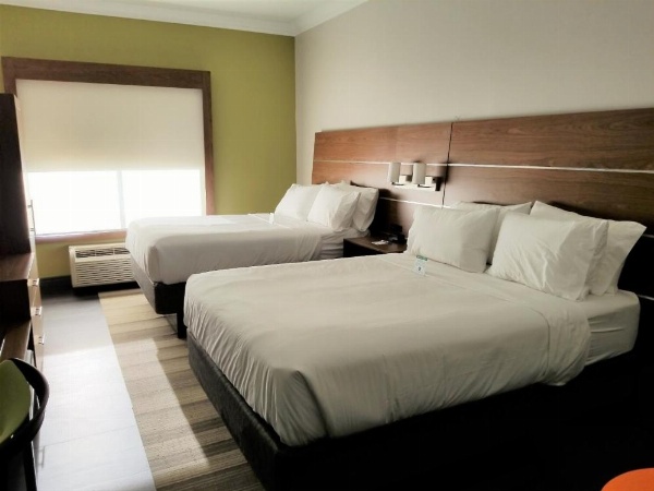 Holiday Inn Express Columbia image 22