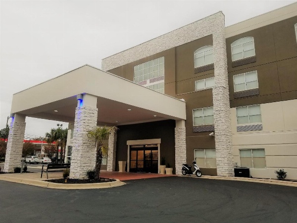 Holiday Inn Express Columbia image 5